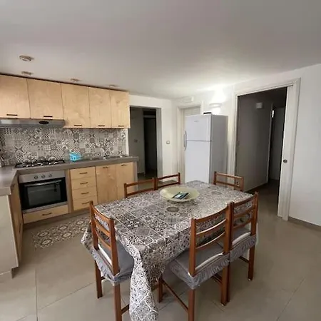 Apartament A Casa Di Lilla Lido Marini
